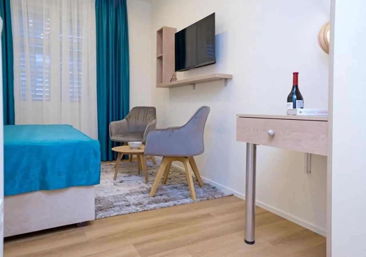 Luxury Rooms Marioty Split 0*,